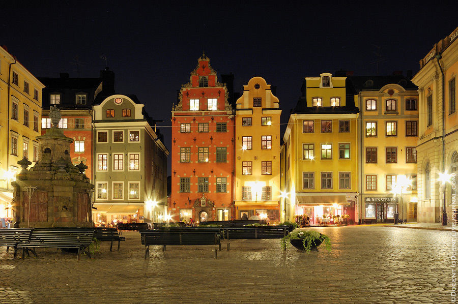 Low light photography tips using a tripod CAN65.lead .0160pt-300x200